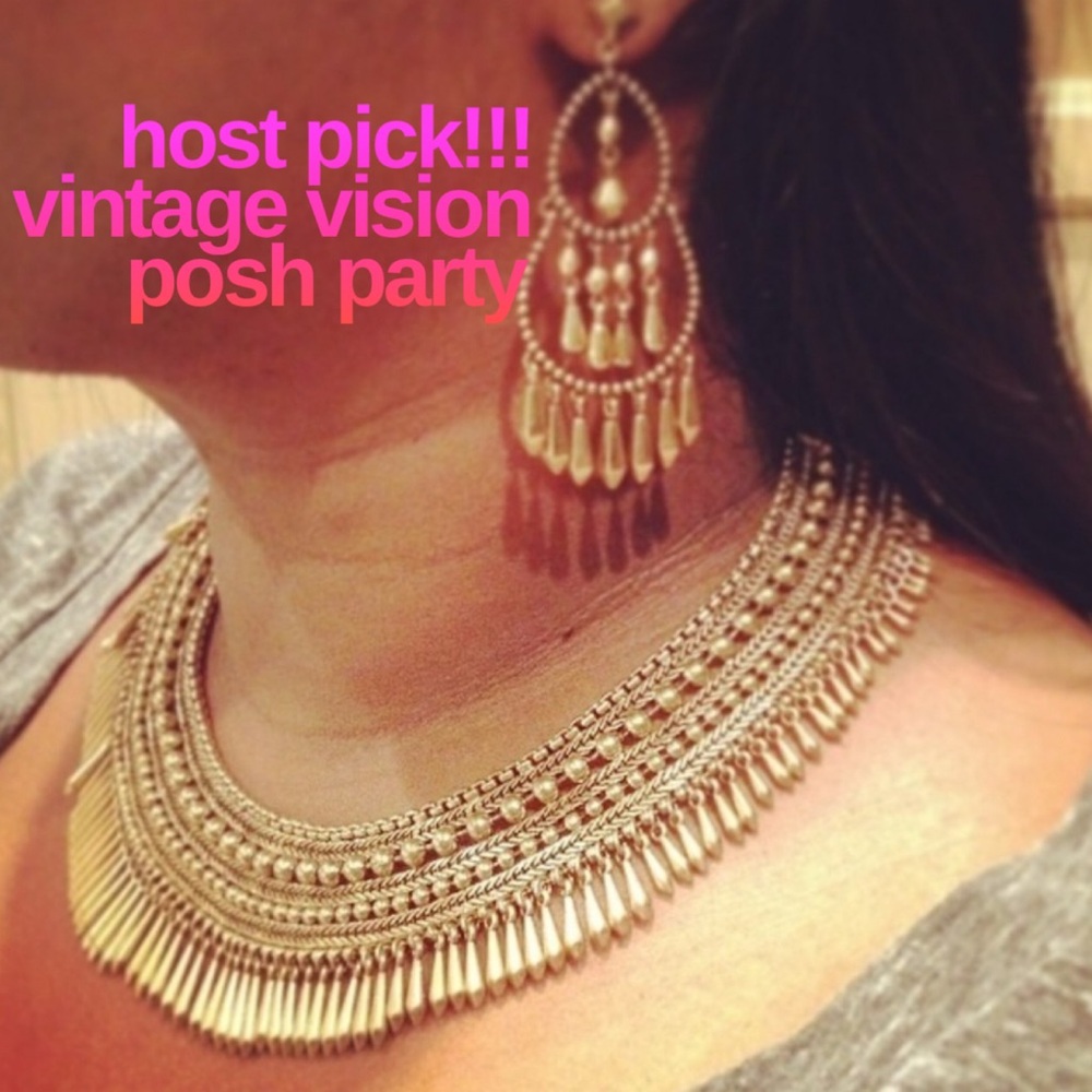 :: Stella & Dot Gold Tansy Fringe Collar Necklace
